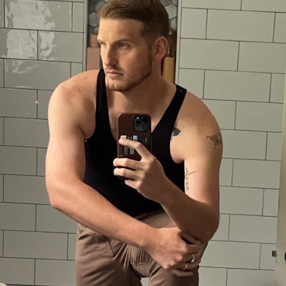 Meet your Posher, James - Picture 1 of 1